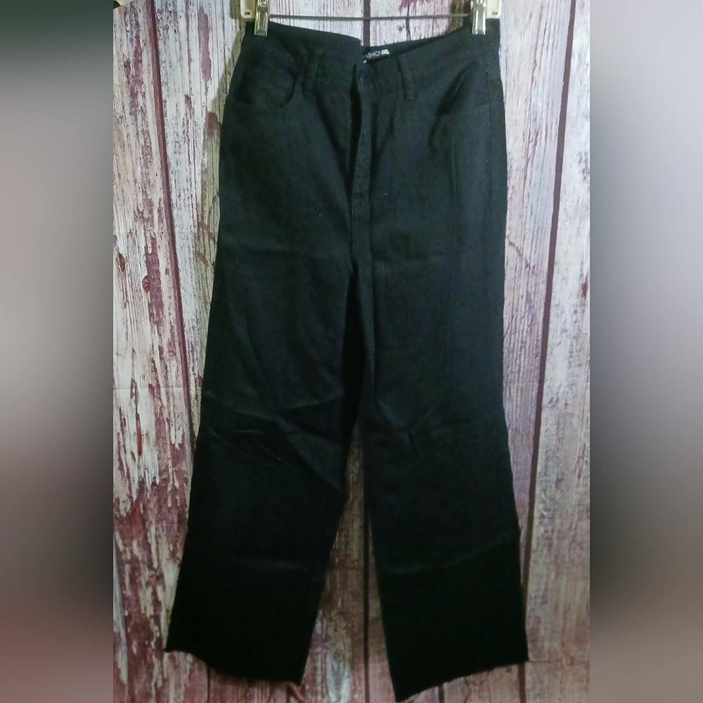 Fashion Nova wide leg jeans
